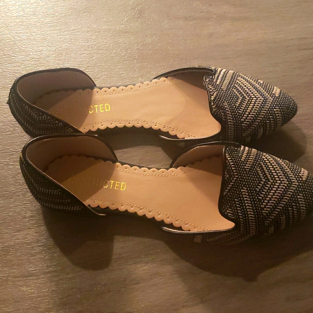 Women's flats